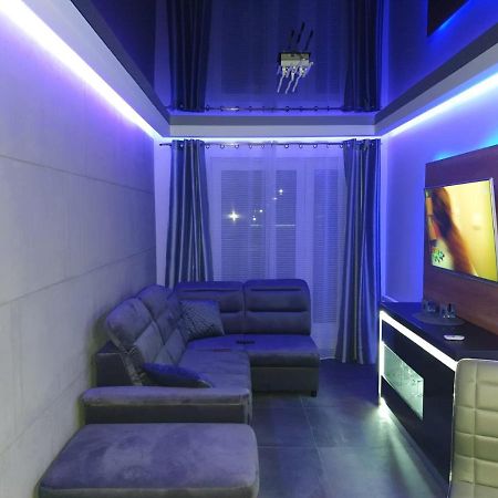 Apartament Skarbowa 1& Parking Leszno  Esterno foto
