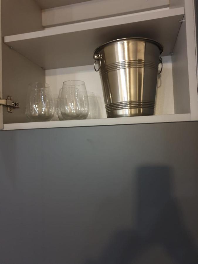 Apartament Skarbowa 1& Parking Leszno  Esterno foto