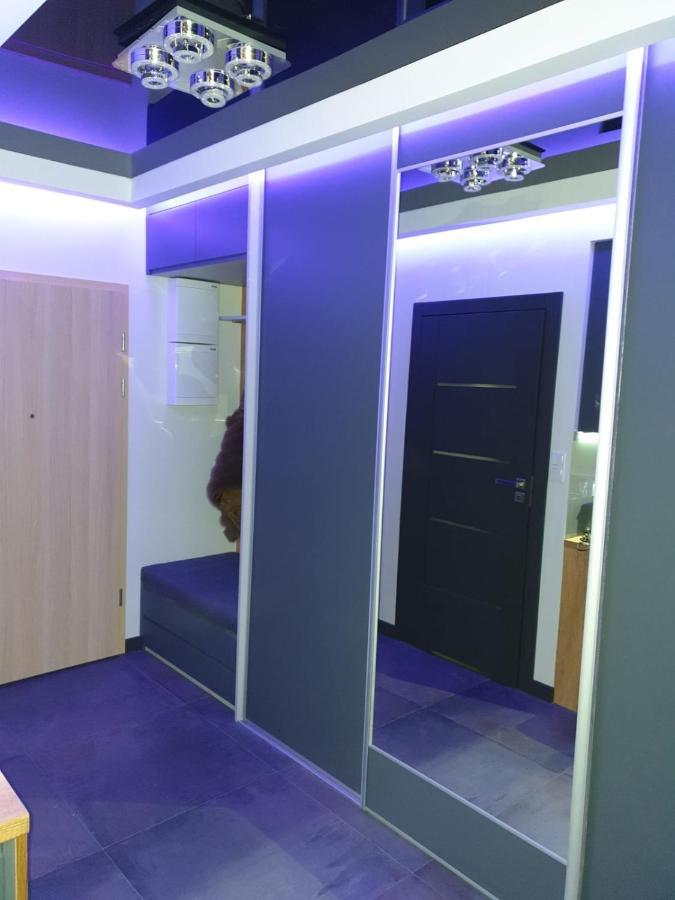 Apartament Skarbowa 1& Parking Leszno  Esterno foto